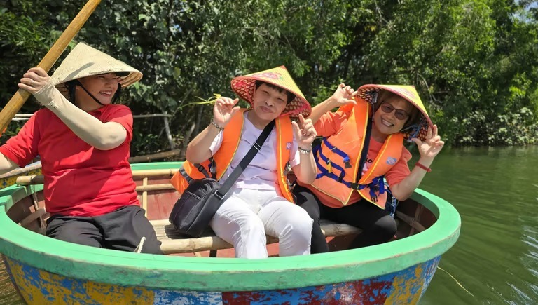 Phu Quoc Basket Boat Tour Price  2026 – Cua Can River Experience